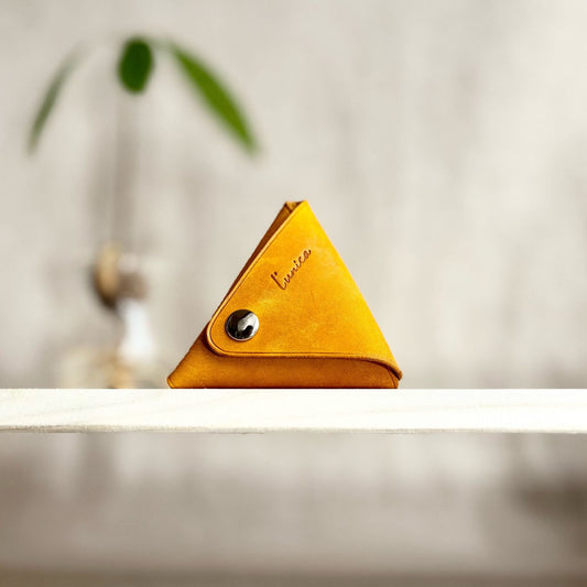 三角レザーコインケース | L’unica 本革コインケース